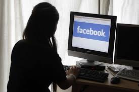 Allemagne: Facebook gagne en justice face aux parents d'une ado décédée
