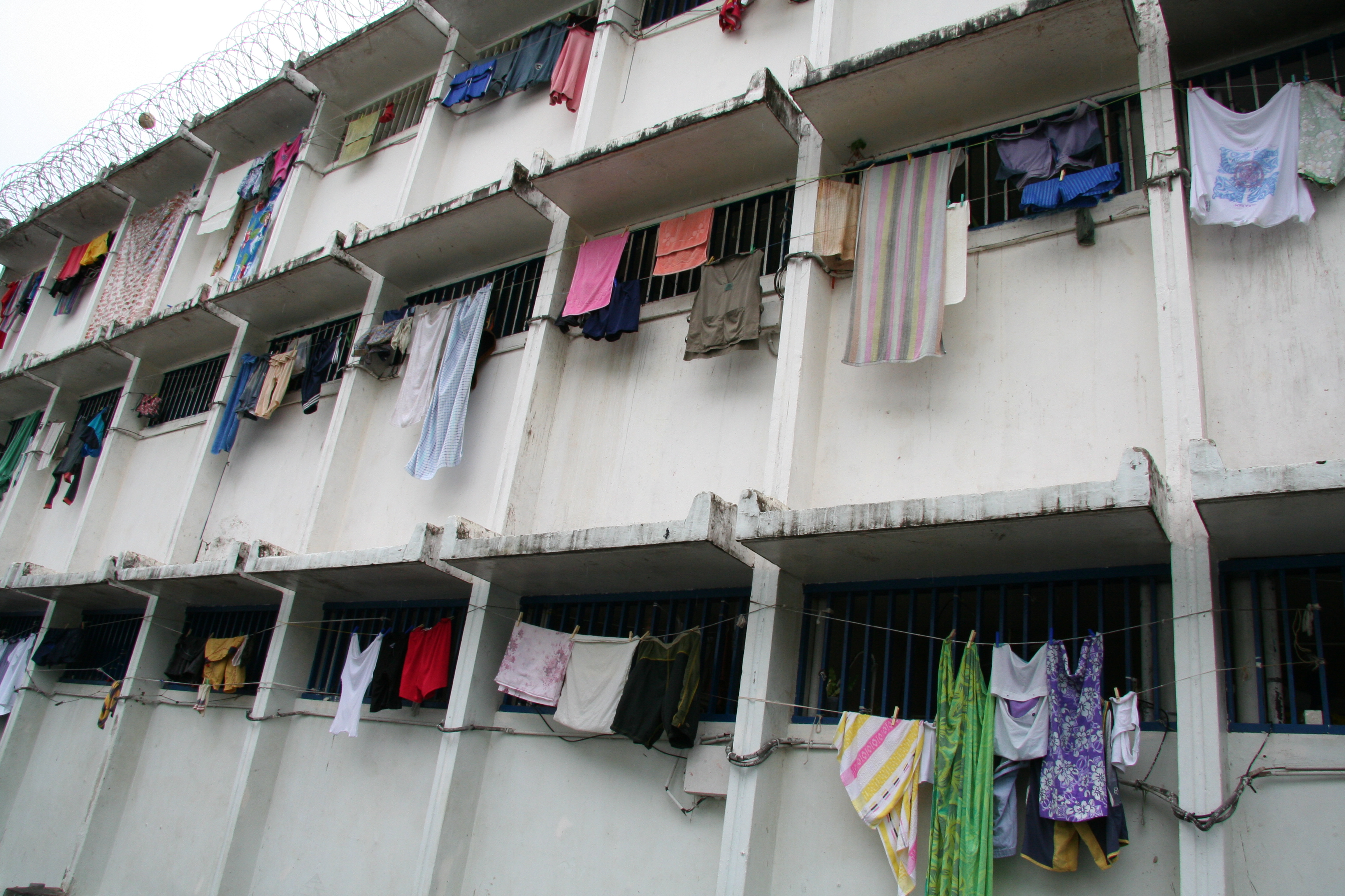 15 mois de prison ferme direction Nuutania pour une accumulation de délits routiers, c'est possible.