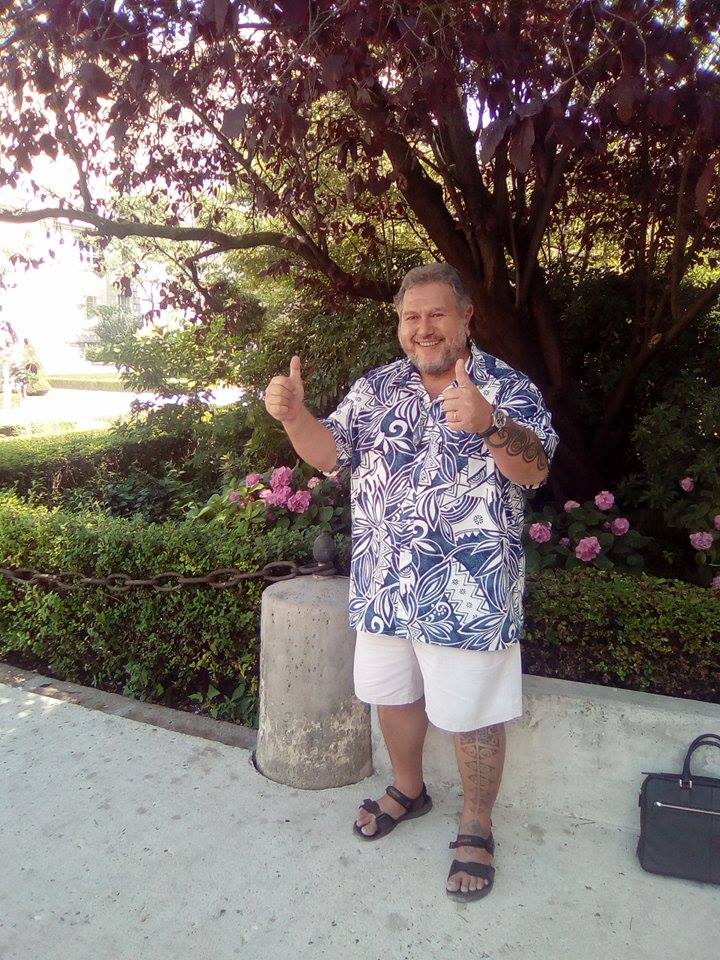 Moetai Brotherson, le député décontracté à Paris