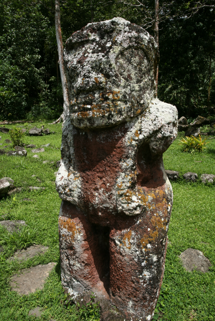 Carnet de voyage - Les « tiki toa » de Hiva Oa