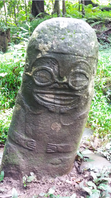 Carnet de voyage - Les « tiki toa » de Hiva Oa