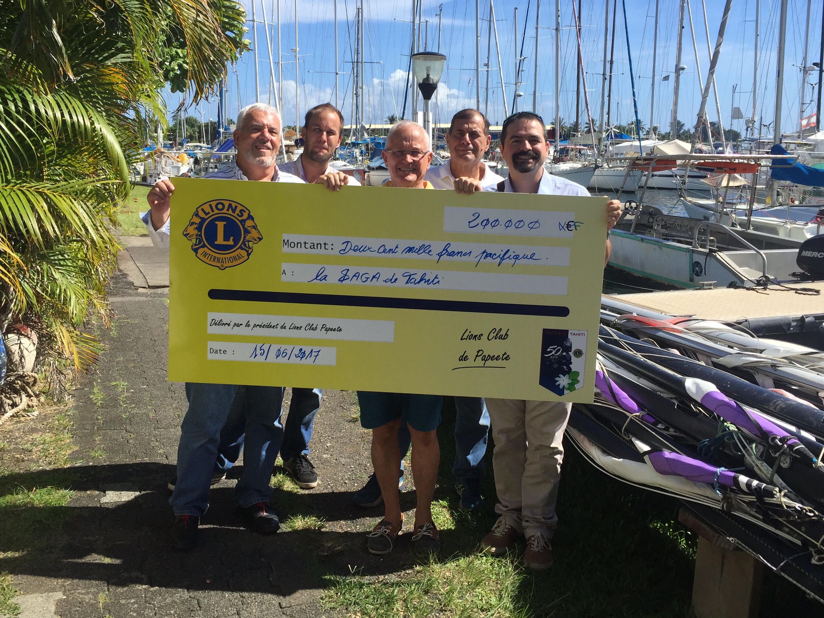 Le Lions Club offre 200 000 Fcfp à la Saga