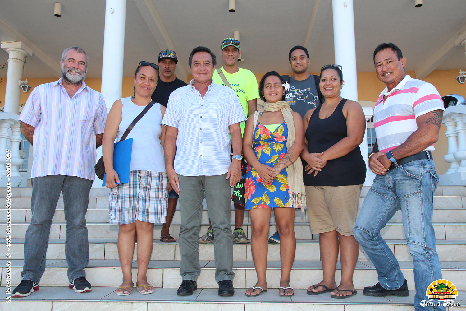Six jeunes démarreront leur contrat en CAE et SIE, ce lundi. Ils ont été reçus mercredi par le maire de Papeete, Michel Buillard.