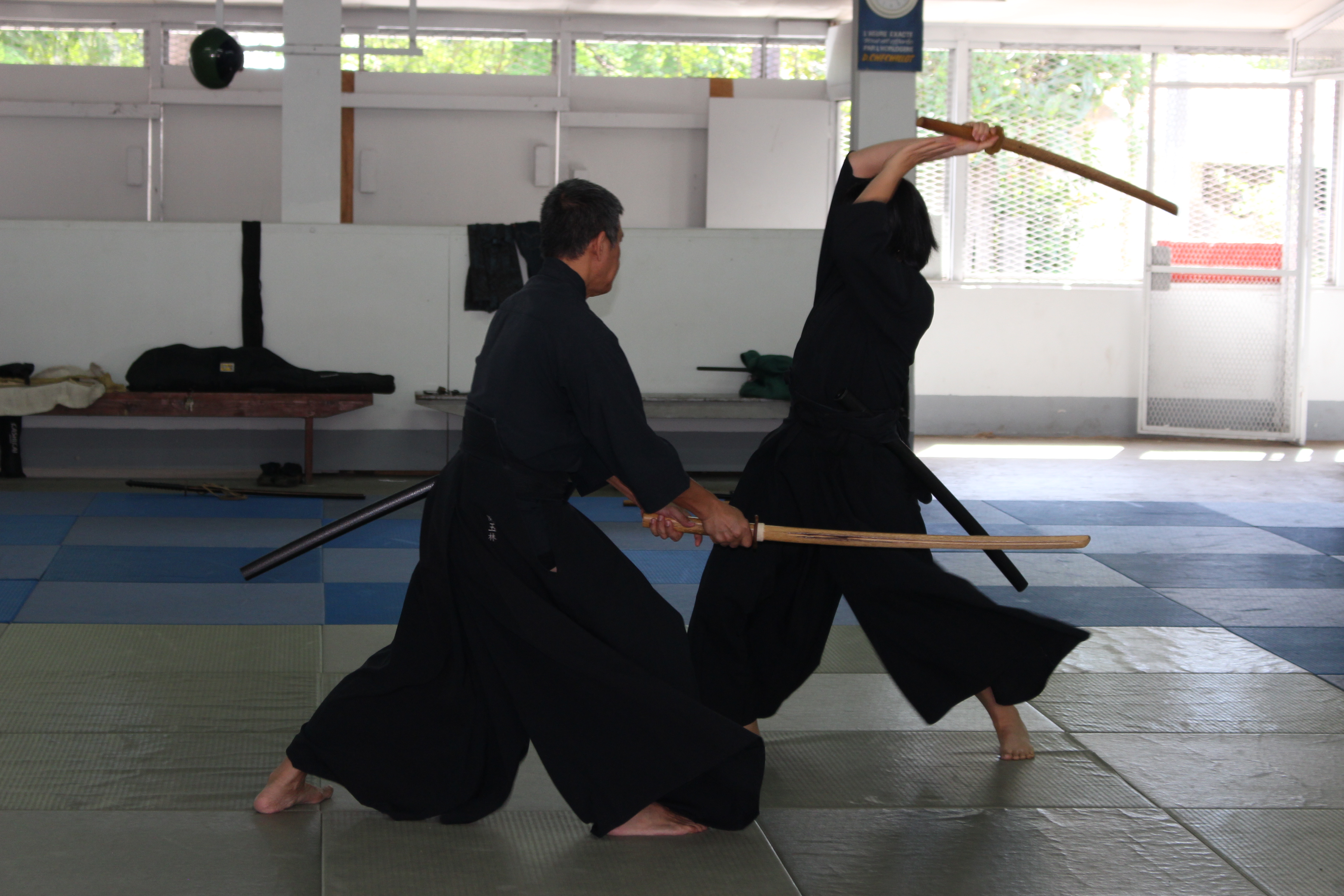 La pratique du iaidō reste confidentielle au fenua