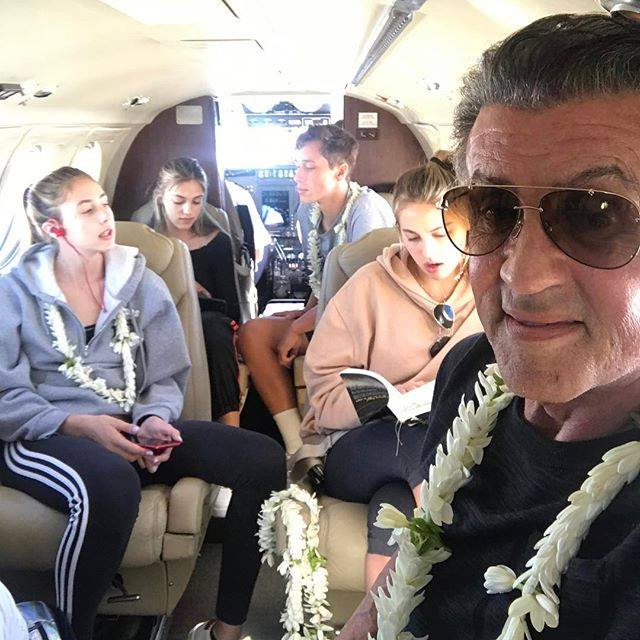 Sylvester Stallone est-il en Polynésie ?