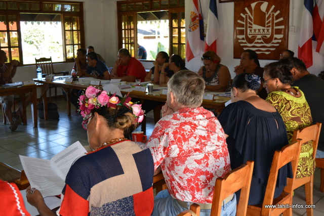Le tāvana et ses adjoints commenceront donc à percevoir leurs nouvelles compensations financières dès la fin du mois d'août.