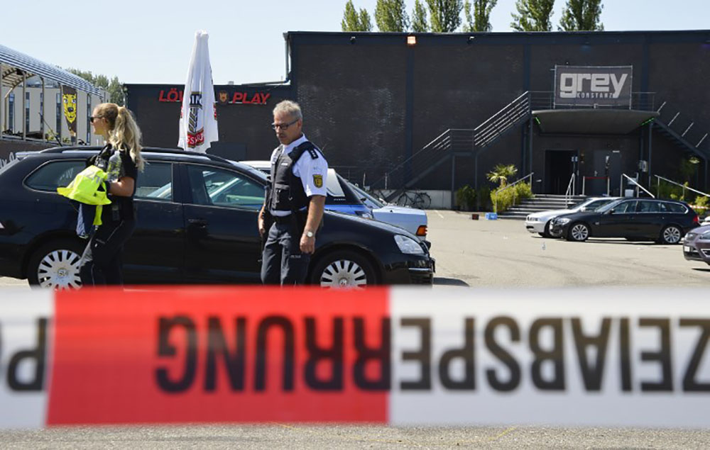 Allemagne: deux morts lors d'une fusillade au M16 devant une discothèque