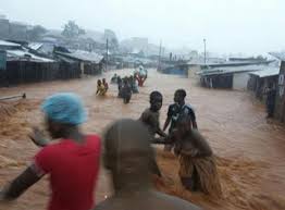 Des pluies diluviennes font plus de 300 morts en Sierra Leone