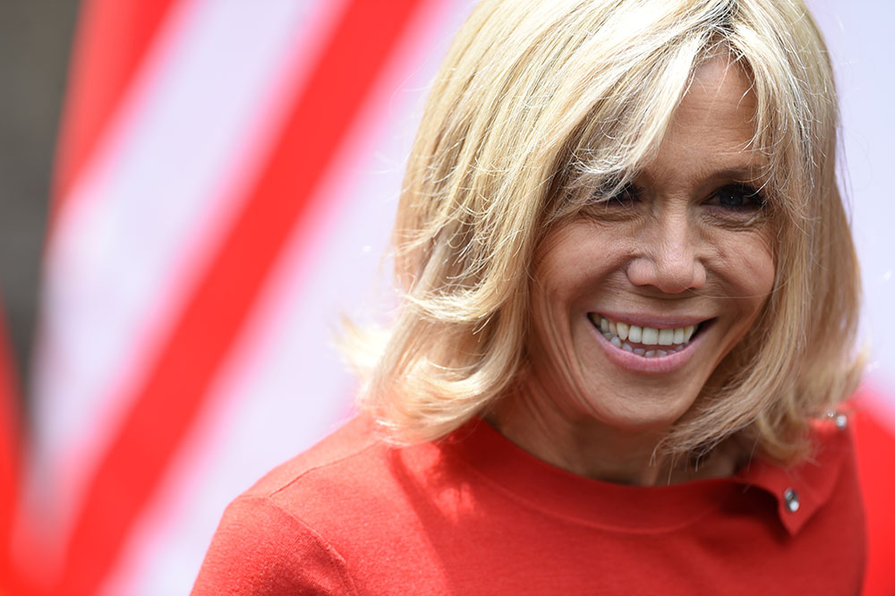 Macron innove en donnant à son épouse Brigitte un rôle officiel