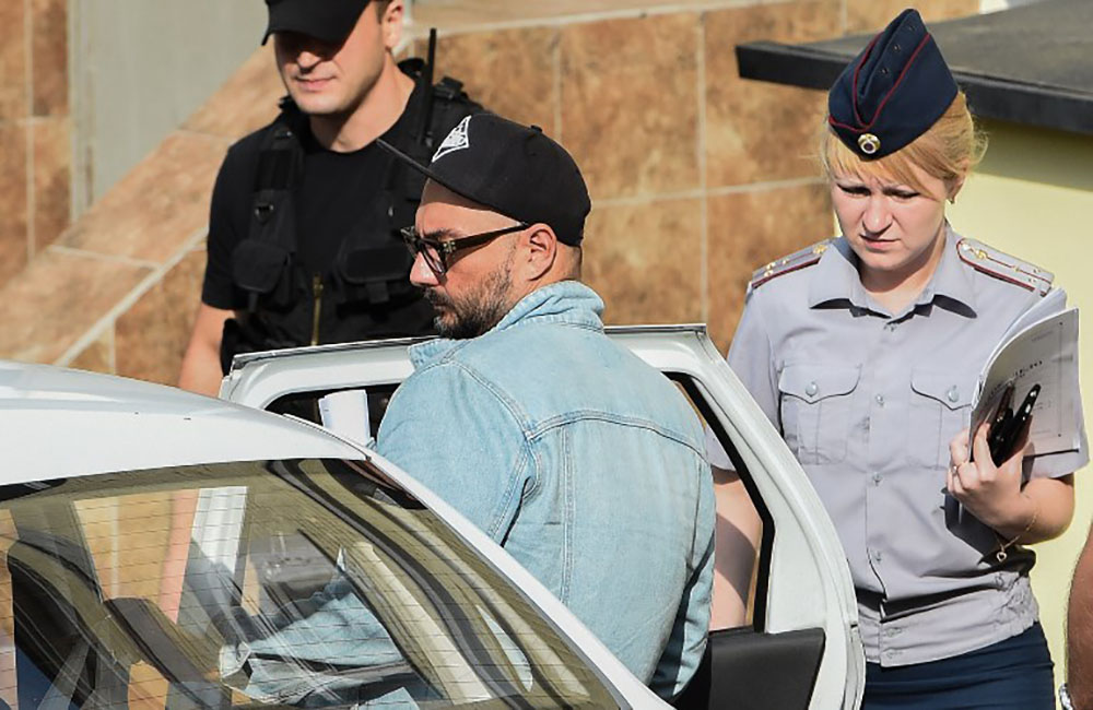 Inculpé pour fraude, le metteur en scène russe Serebrennikov assigné à résidence