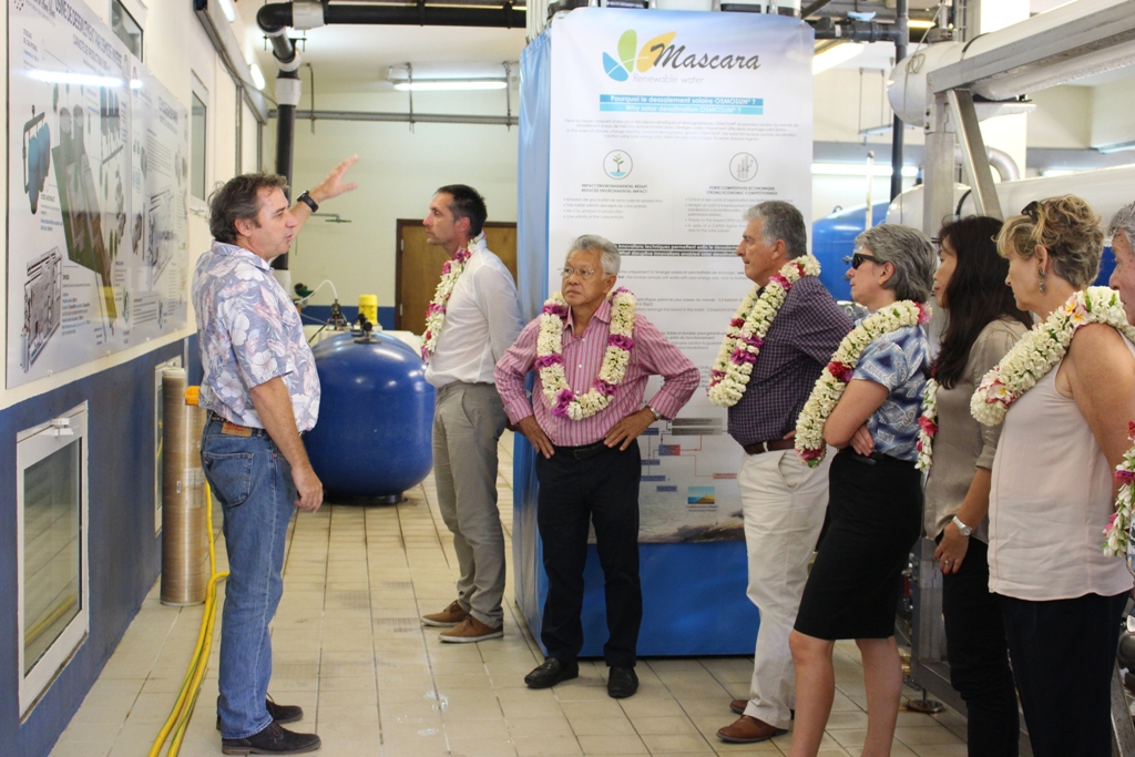 Une visite technique avec arrêt à l’osmoseur d’Anau était prévue.