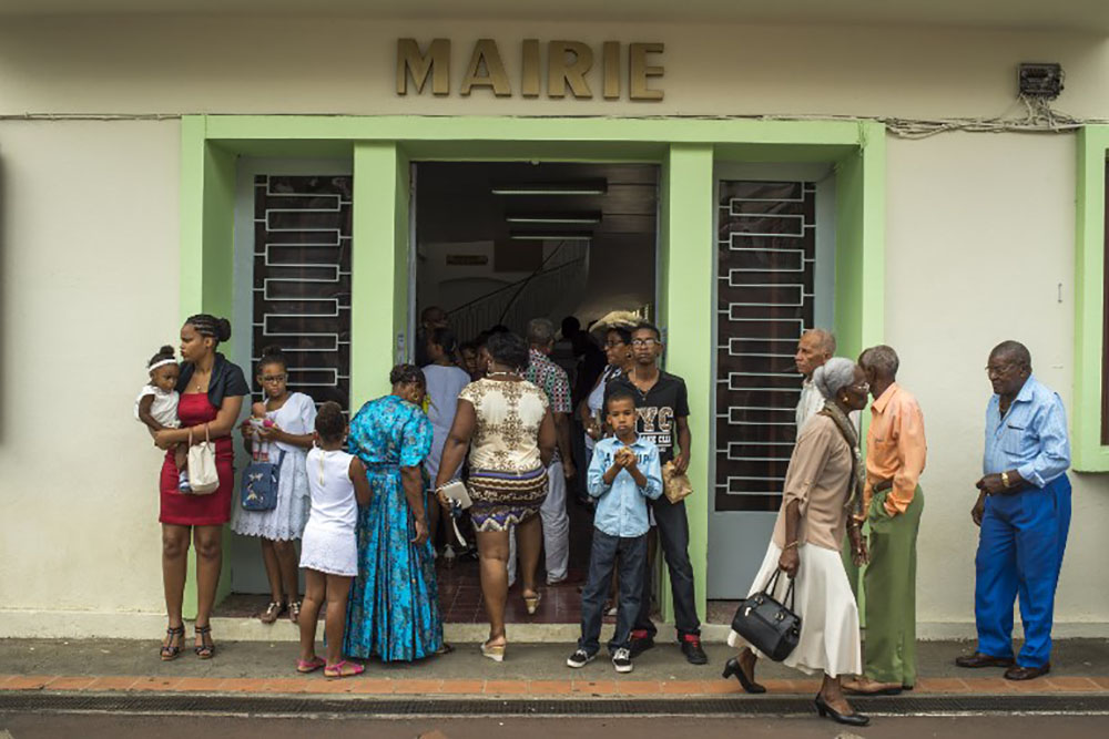 La baisse des contrats aidées fait grogner les maires de Martinique