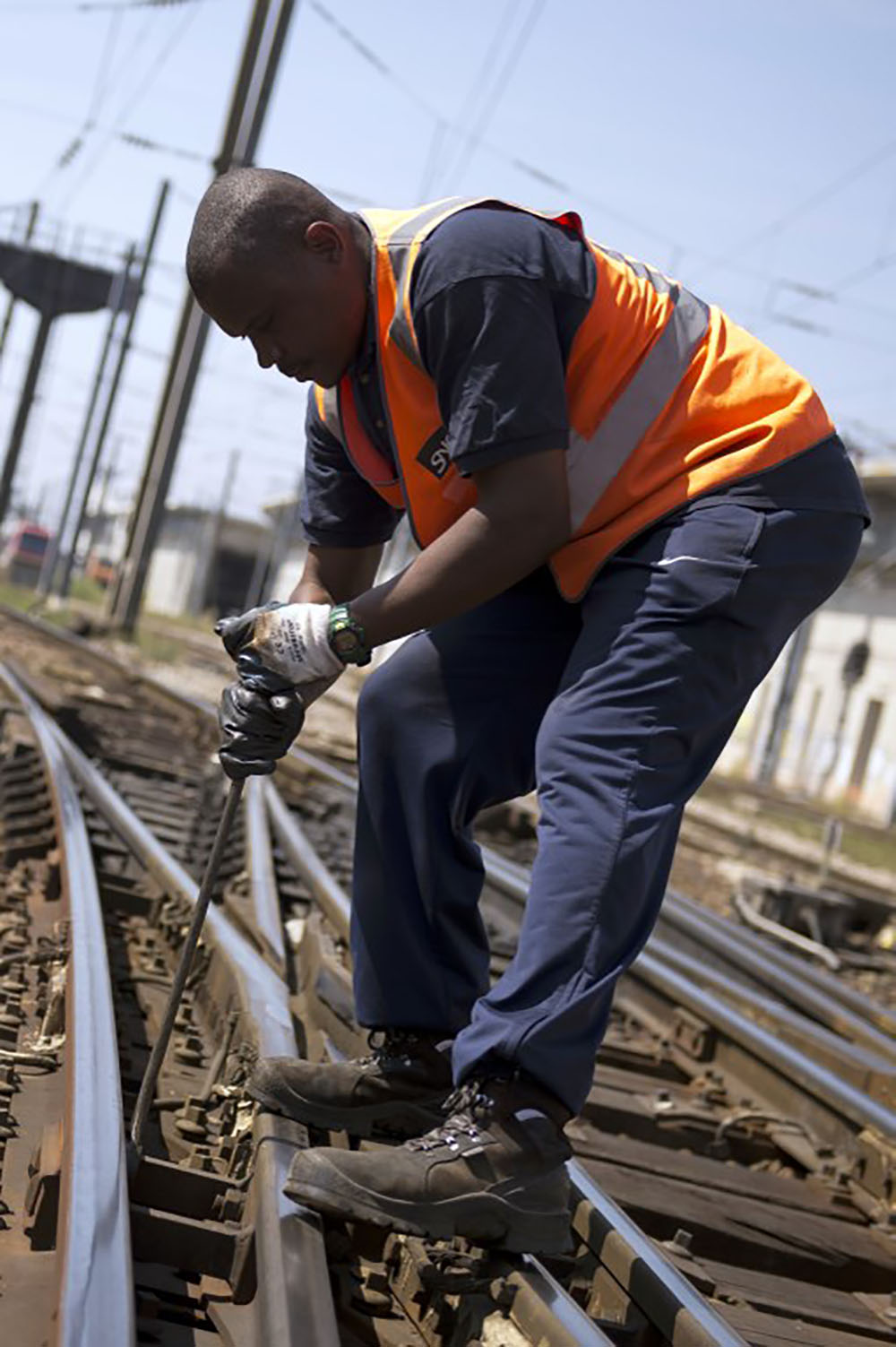 Pour rénover son réseau, SNCF cherche 2.800 techniciens et ingénieurs