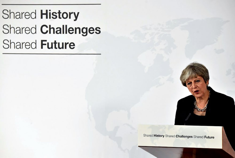 May plaide pour une période de transition de deux ans après le Brexit