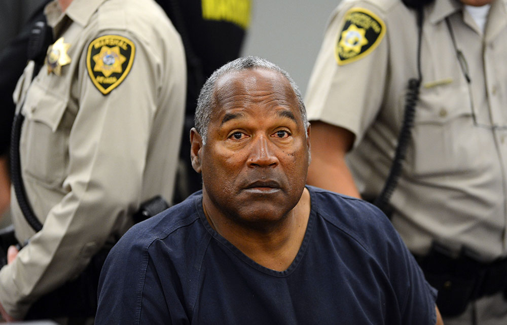 O.J. Simpson, l'ex-star du football américain, retrouve la liberté à 70 ans
