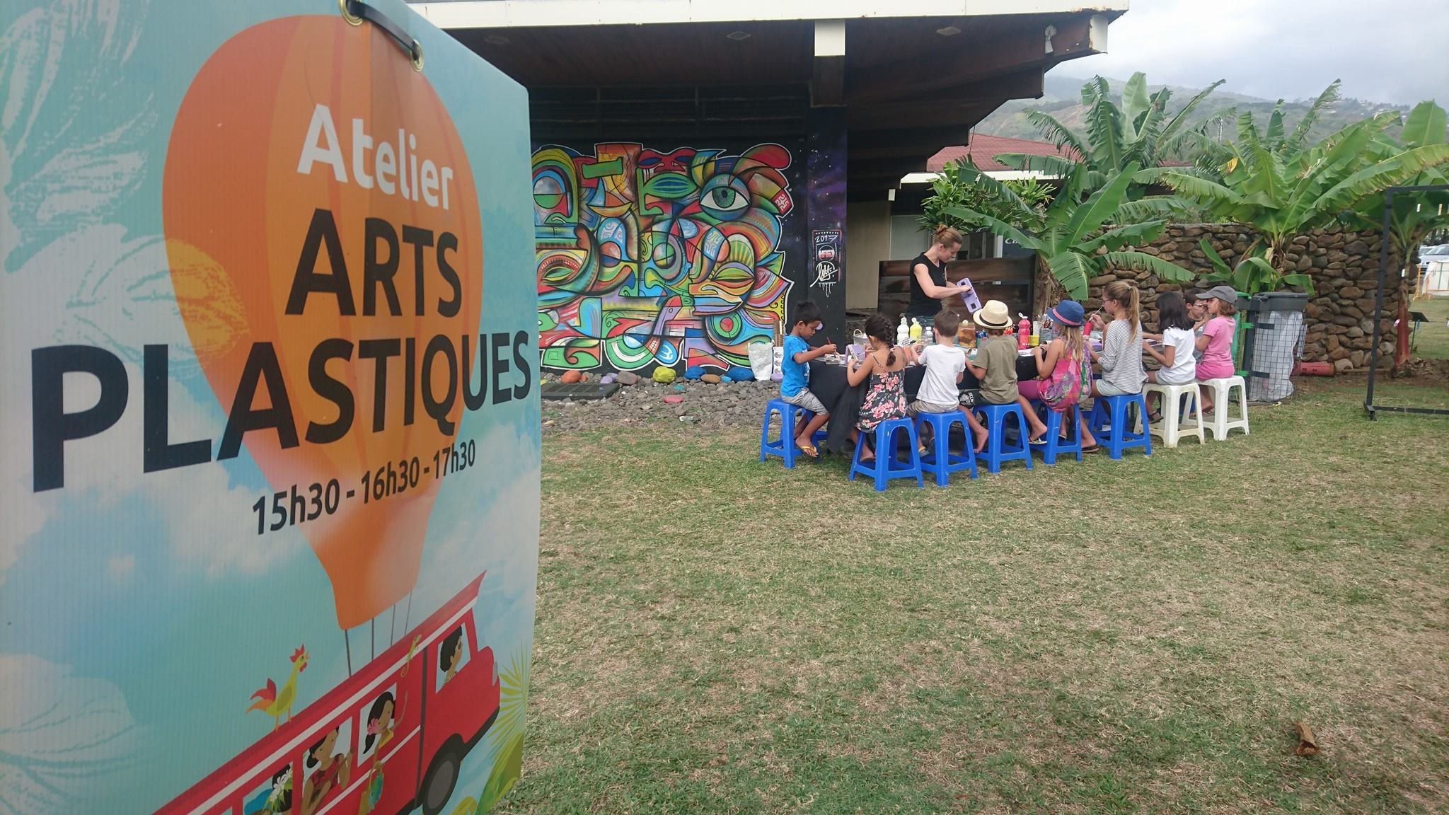 Samedi, de 15h30 à 18h30, dix ateliers créatifs, ludiques et pédagogiques seront proposés aux enfants dans les jardins du Musée de Tahiti et des îles. Attention, les réservations sur Internet sont closes, mais des places seront disponibles sur le site.