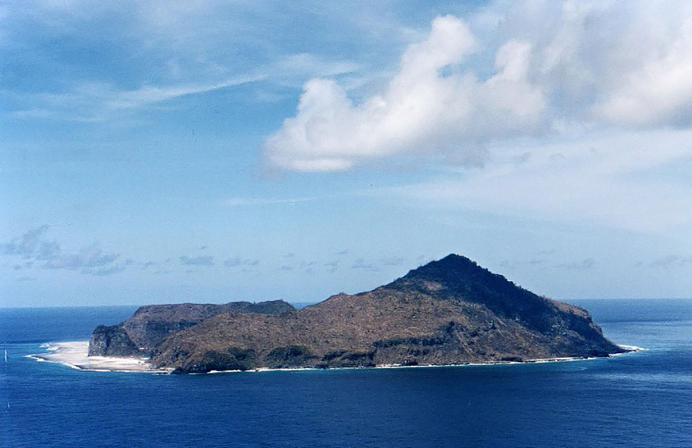 Eruption volcanique pluie de cendres sur des villages des Eruption volcanique pluie de cendres sur des villages des