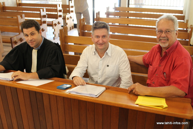 Me Mourad Mikou, Bernard Foray, directeur de Viti et Mario Nouveau, président de la SAS.