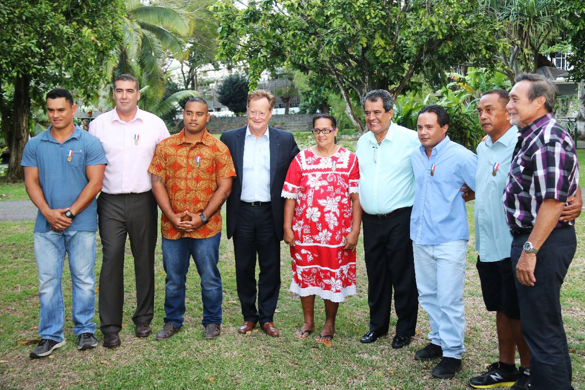 Une cérémonie de remise de médailles a été organisée jeudi soir à la résidence du Haut-commissaire à Papeete.