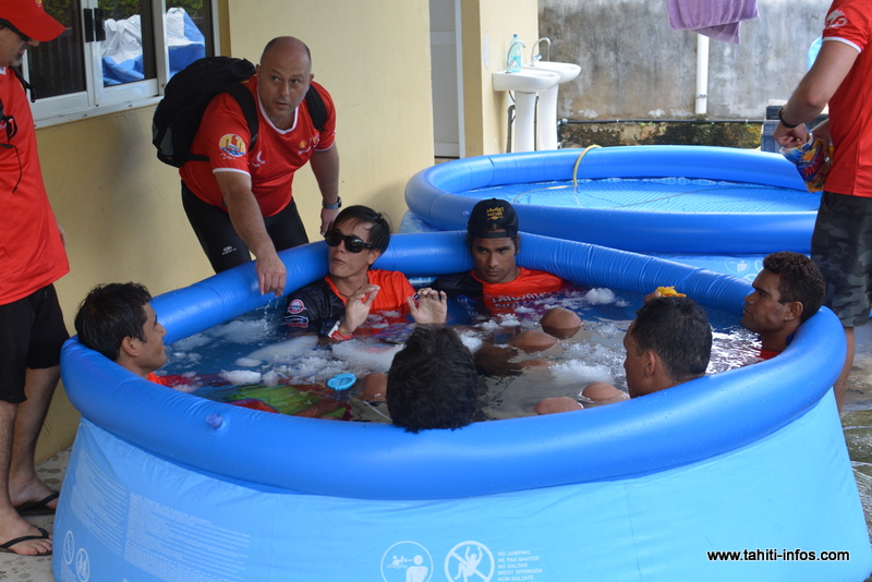 Un bain glacé en sortant du lagon, ce n'est pas agréable sur le moment, mais ça accélère la récupération.