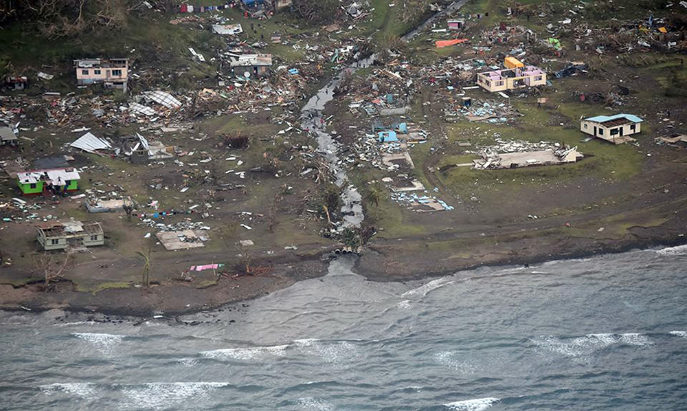 M. Bainimarama rappelle que son pays, où vivent environ un million de personnes, a été dévasté en février 2016 par le cyclone Winston.