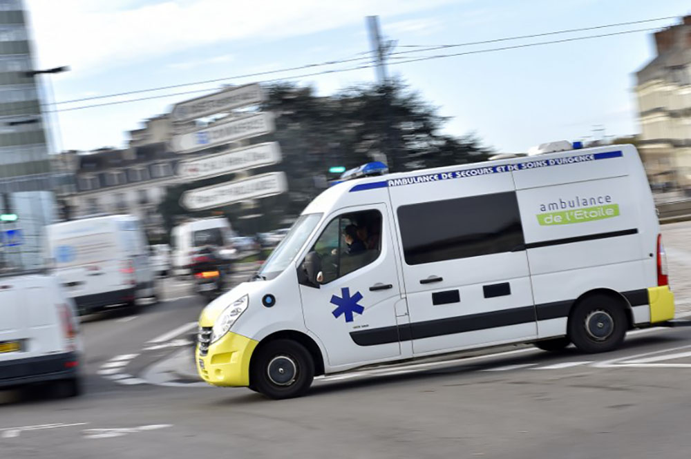 Un homme fonce sur des passants à Blagnac (Haute-Garonne): trois blessés dont deux graves