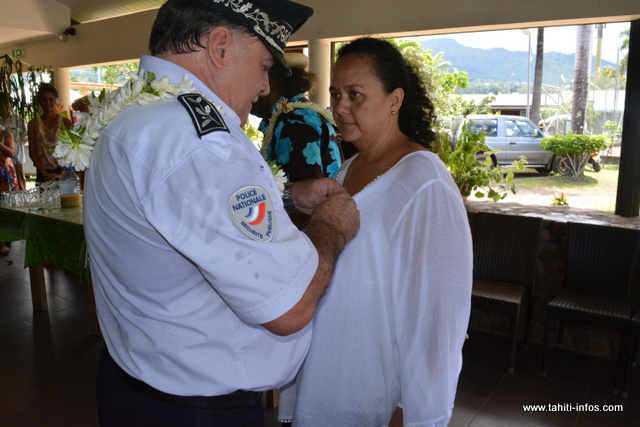 Vainono Ah Scha a reçu la médaille de l'Ordre du mérite, samedi.