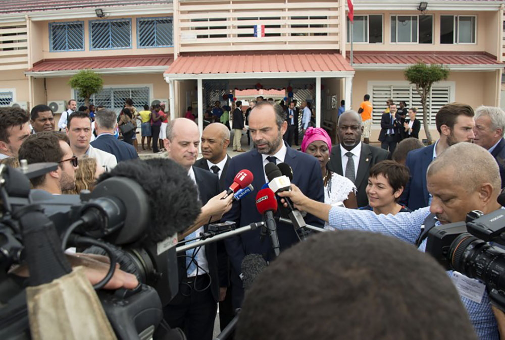 Le Premier ministre Edouard Philippe était venu le 6 novembre assister à la rentrée scolaire dans l'île.