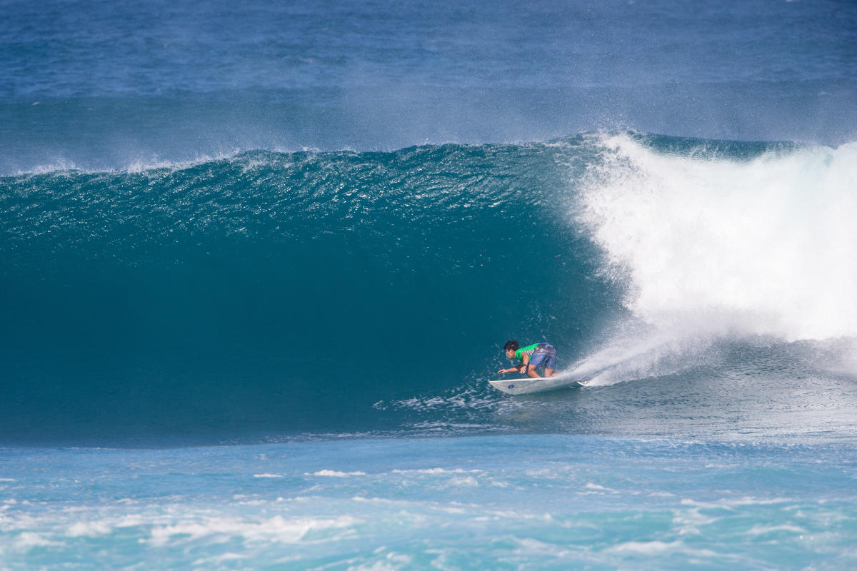 Surf Pro – Van’s World Cup : Mihimana Braye jusqu’au round 2