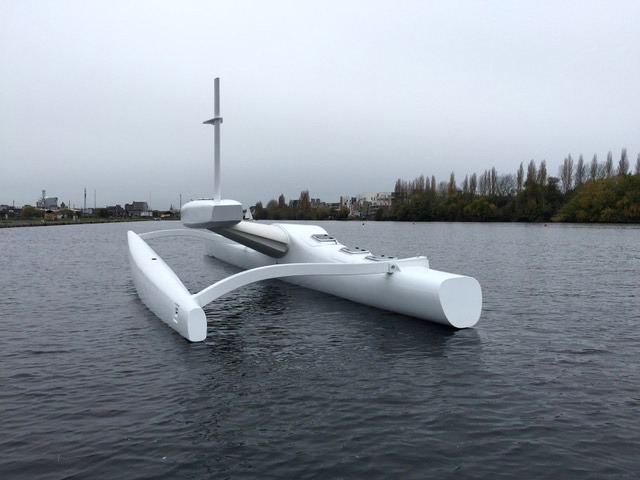 Le drone Sphyrna, inspiré de la pirogue polynésienne, a été développé par la start-up française Seaproven. Il pourrait bientôt nous rendre visite.