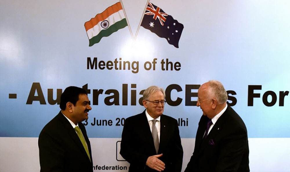 Australie: Adani contraint de développer seul un projet minier controversé