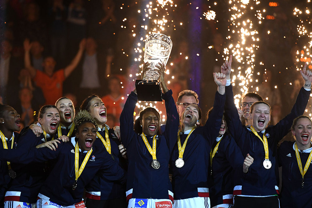 Mondial-2017 dames de hand - Le temps des célébrations, avec l'Euro-2018 en tête