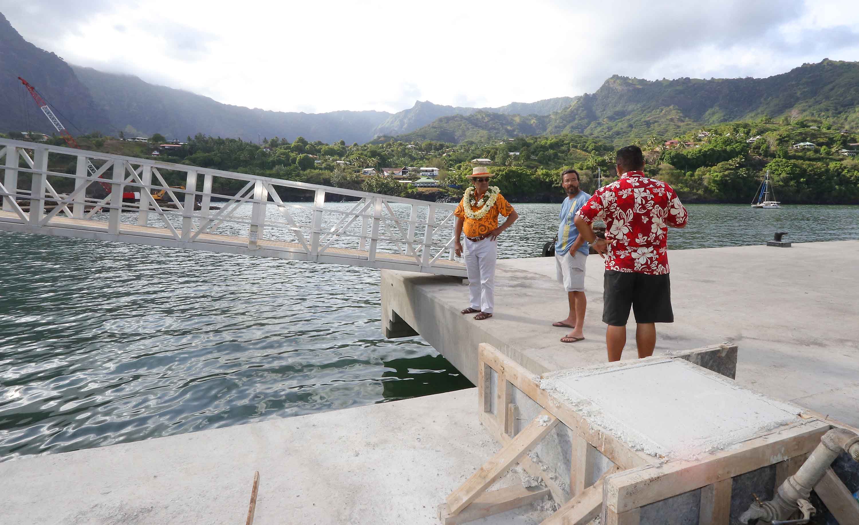 Présent pour le festival des Marquises, le président du pays en a profité pour visiter les chantiers actuellement en cours à Hiva Oa.