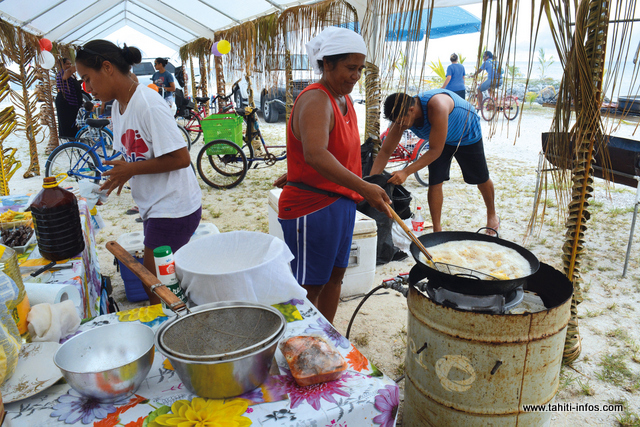 Le comité organisateur des Jeux et la municipalité ont décidé d’ouvrir les stands aux particuliers désirant vendre leurs produits, durant les jeux.