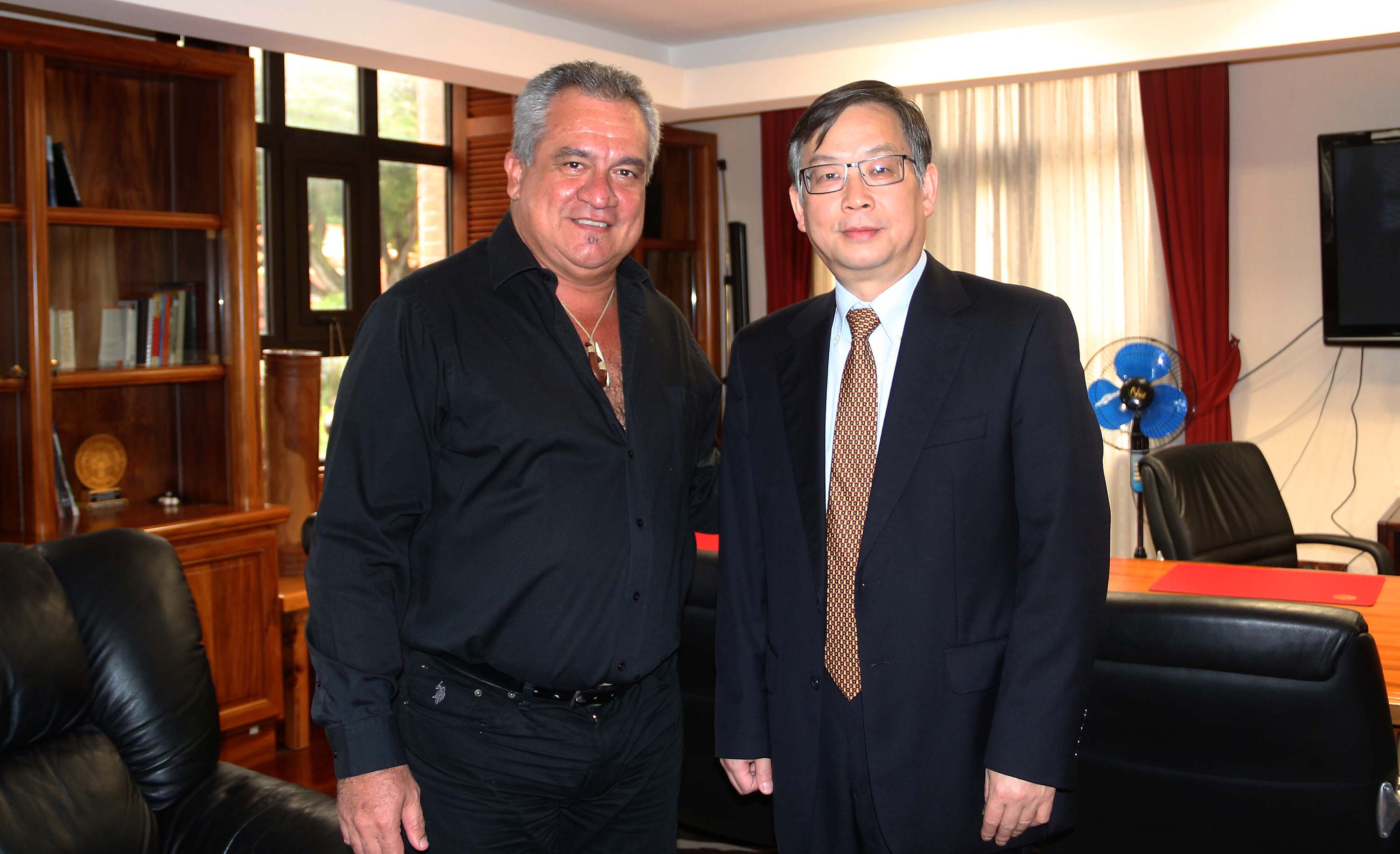 Les deux hommes ont échangé en matière de culture mais également de formation professionnelle des jeunes Polynésiens.