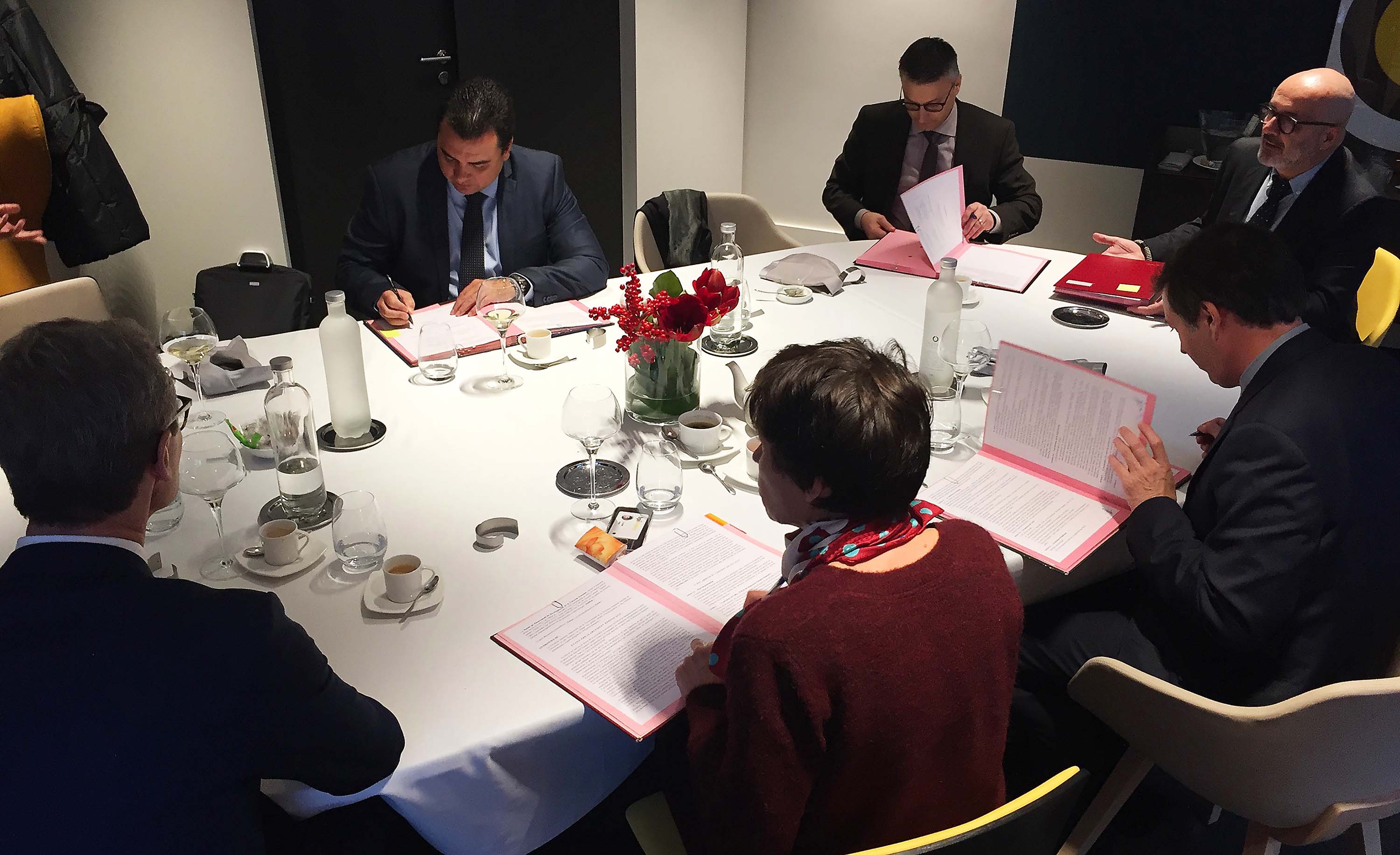 Le "Prêt de développement Polynésie française" signé avec Bpifrance