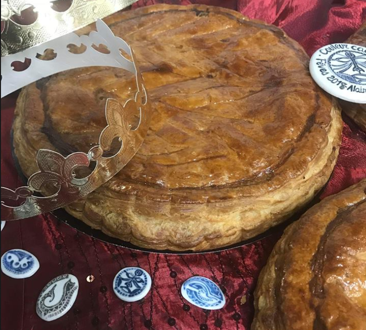 Les fèves sont inspirées de motifs polynésiens.