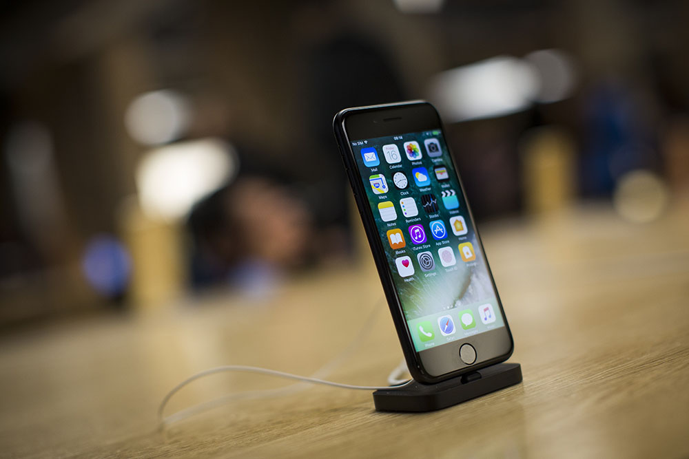 Batterie d'iPhone en surchauffe à Zurich: 8 blessés légers, un magasin Apple évacué