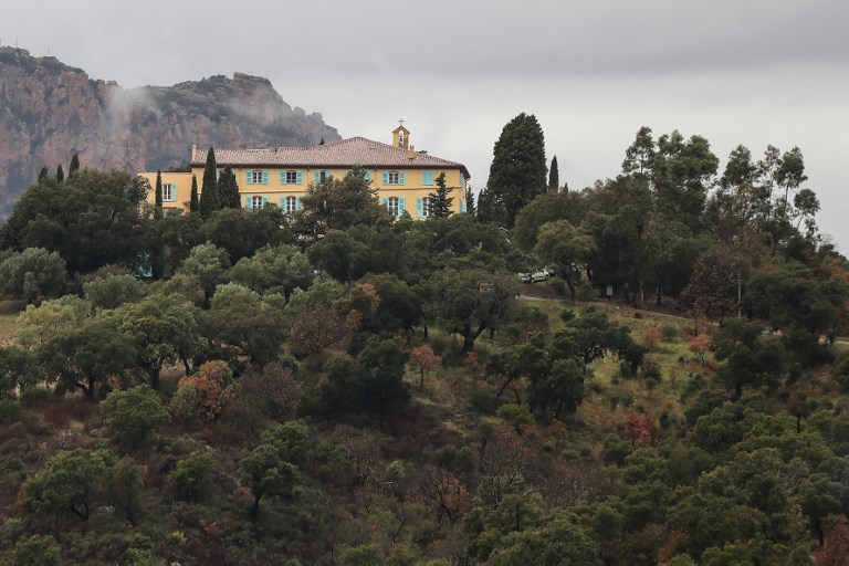 Après une opération dans un monastère du Var, le mystère Xavier Dupont de Ligonnès demeure