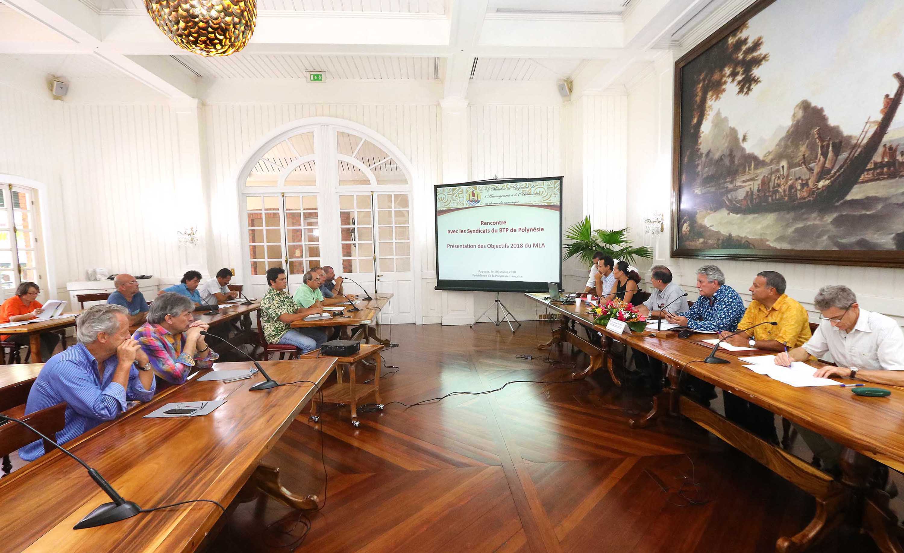 Jean-Christophe Bouissou rencontre les entreprises du BTP : vaste programme de logements neufs pour 2018