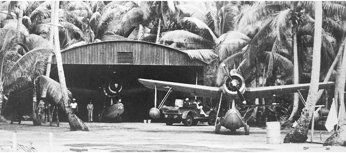 Un unique appareil, son hangar et son personnel furent installés sur la côte nord de Tahaa. Ce dispositif devait permettre à l’avion de descendre à Tahiti pour attendre les ordres en cas d’attaque de Bora Bora.
