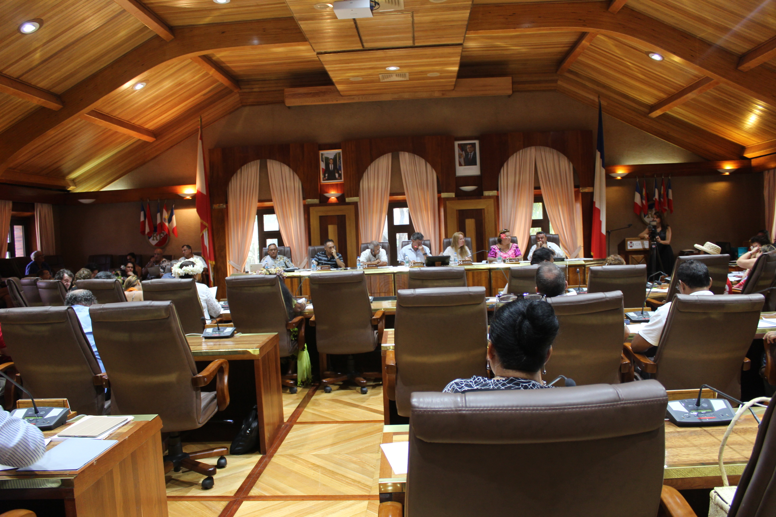 Les membres du CESC ont été divisés sur l'avis à rendre sur ce projet de loi. 27 ont voté pour un avis défavorable. 14 se sont abstenus.