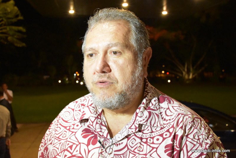 "C’est quelque chose qu’il faut faire, puisqu’aujourd’hui le CIMM est un ensemble de critères non pondérés qui, finalement, ne nous permettent pas de différencier un natif de Polynésie d’un non-natif" (Moetai Brotherson).