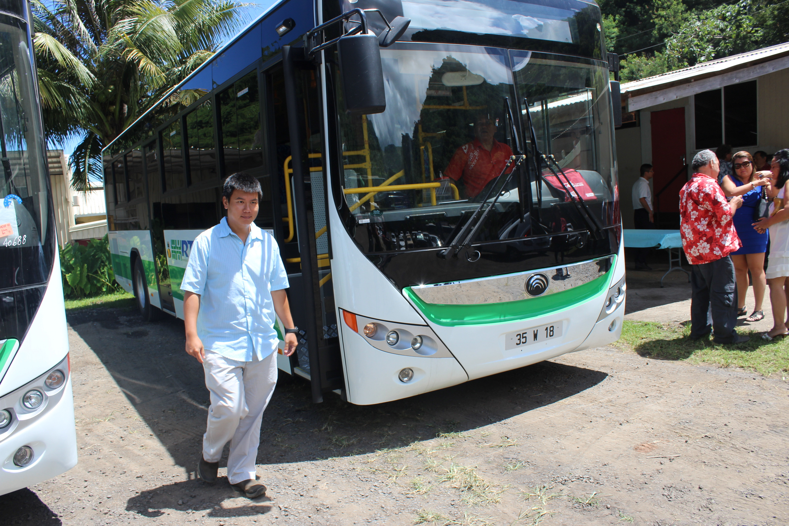 Transports en commun : Quatre nouveaux bus scolaire pour la Presqu'île