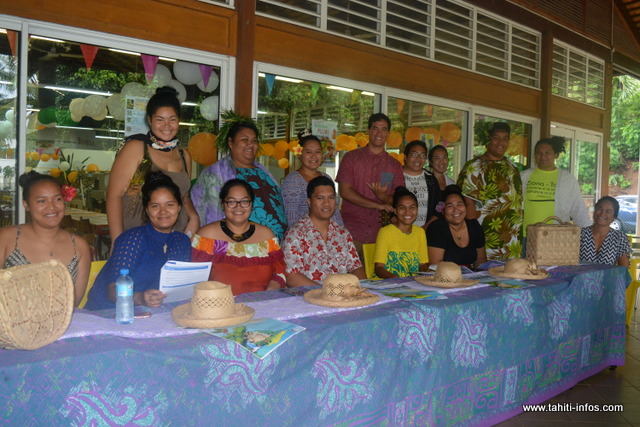 'E tupu teie 'ōro'a 'i teie mahana pae, mai te hora 7 'e te 'āfa 'i te fare ha'api'ira'a teitei nō Outumaoro.