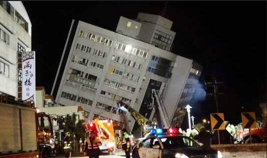 Taïwan: un séisme renverse des immeubles, au moins 7 morts