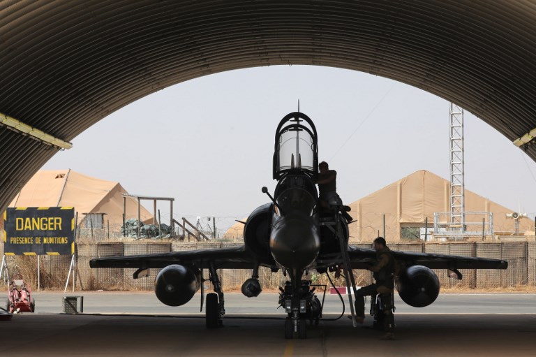 La France veut consacrer près de 300 milliards d'euros à sa défense en sept ans