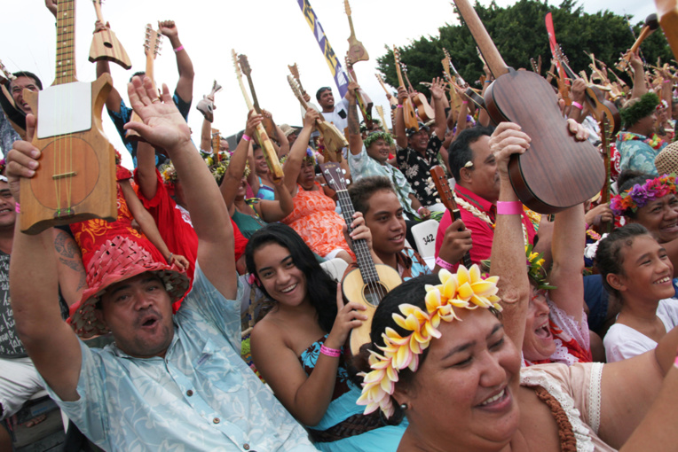 Record du monde de ukulele : Une semaine de répétitions gratuites au conservatoire