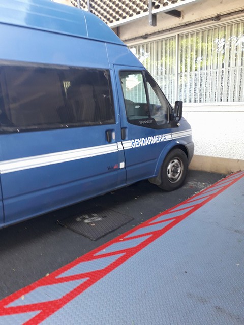 Quand la paranoïa s’invite à la cour d’appel