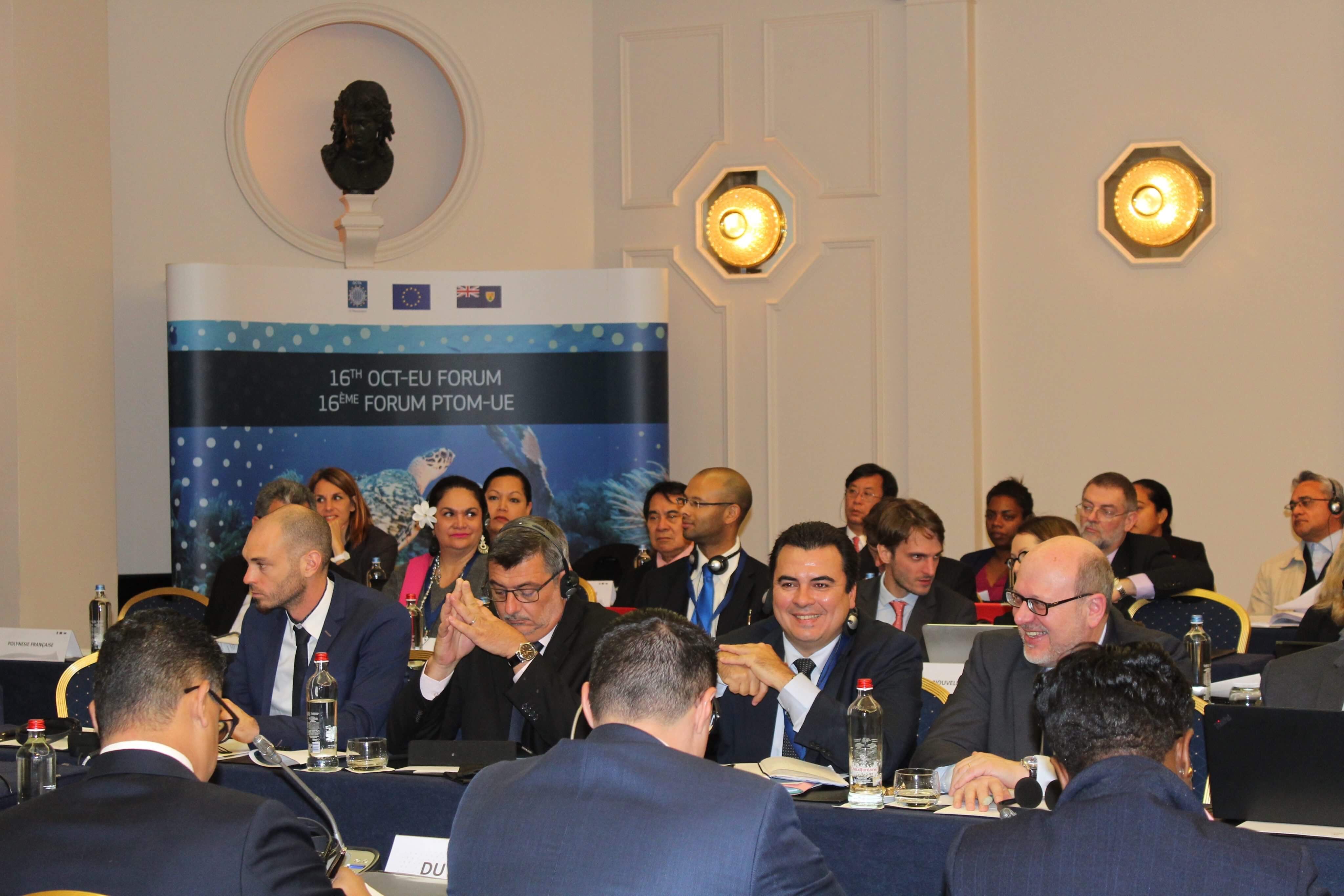 Le vice-président de la Polynésie française, Teva Rohfritsch lors la 16ème conférence ministérielle de l’Association des 25 pays et territoires d’Outre-mer européens (OCTA), jeudi, à Bruxelles. Crédit photo : Présidence de la Polynésie française.